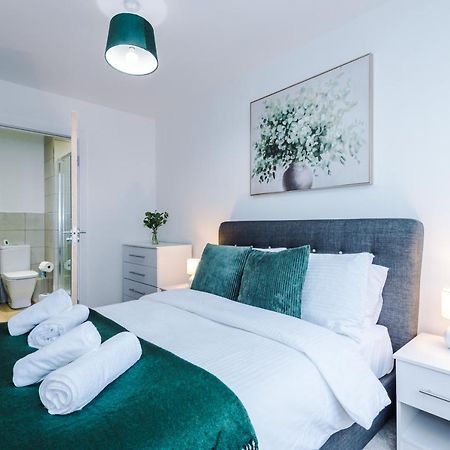 New! Stylish 2-Bed Apartment In Manchester By 53 Degrees Property - Amazing Location, Ideal For Small Groups - Sleeps 4! Екстериор снимка