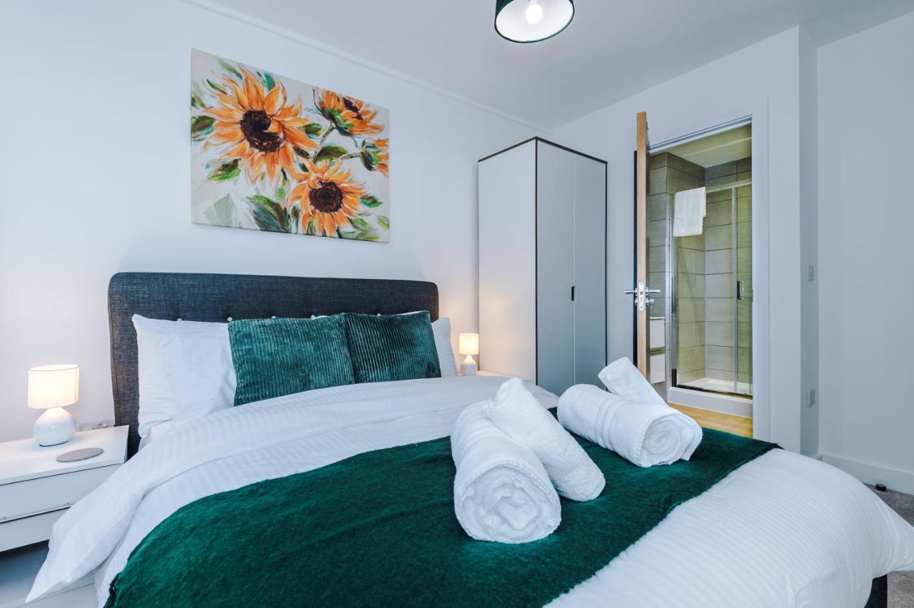 New! Stylish 2-Bed Apartment In Manchester By 53 Degrees Property - Amazing Location, Ideal For Small Groups - Sleeps 4! Екстериор снимка