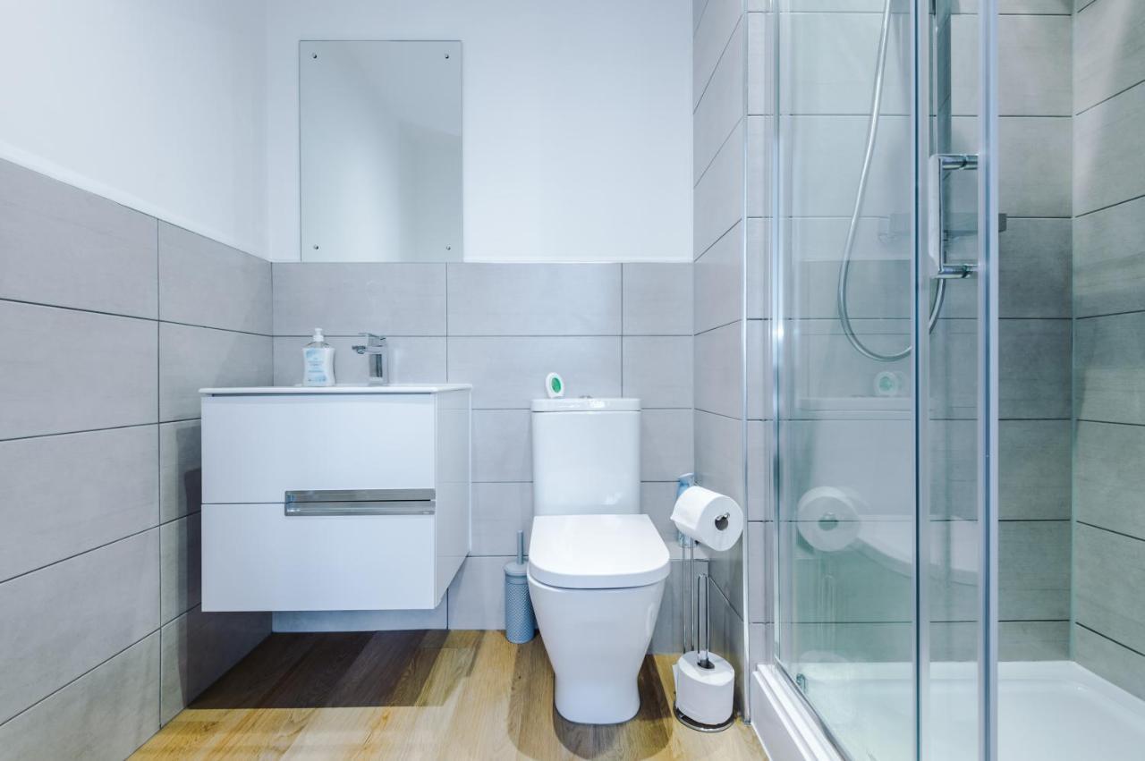 New! Stylish 2-Bed Apartment In Manchester By 53 Degrees Property - Amazing Location, Ideal For Small Groups - Sleeps 4! Екстериор снимка