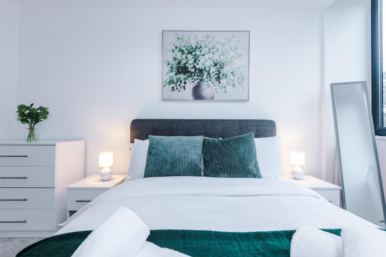 New! Stylish 2-Bed Apartment In Manchester By 53 Degrees Property - Amazing Location, Ideal For Small Groups - Sleeps 4! Екстериор снимка