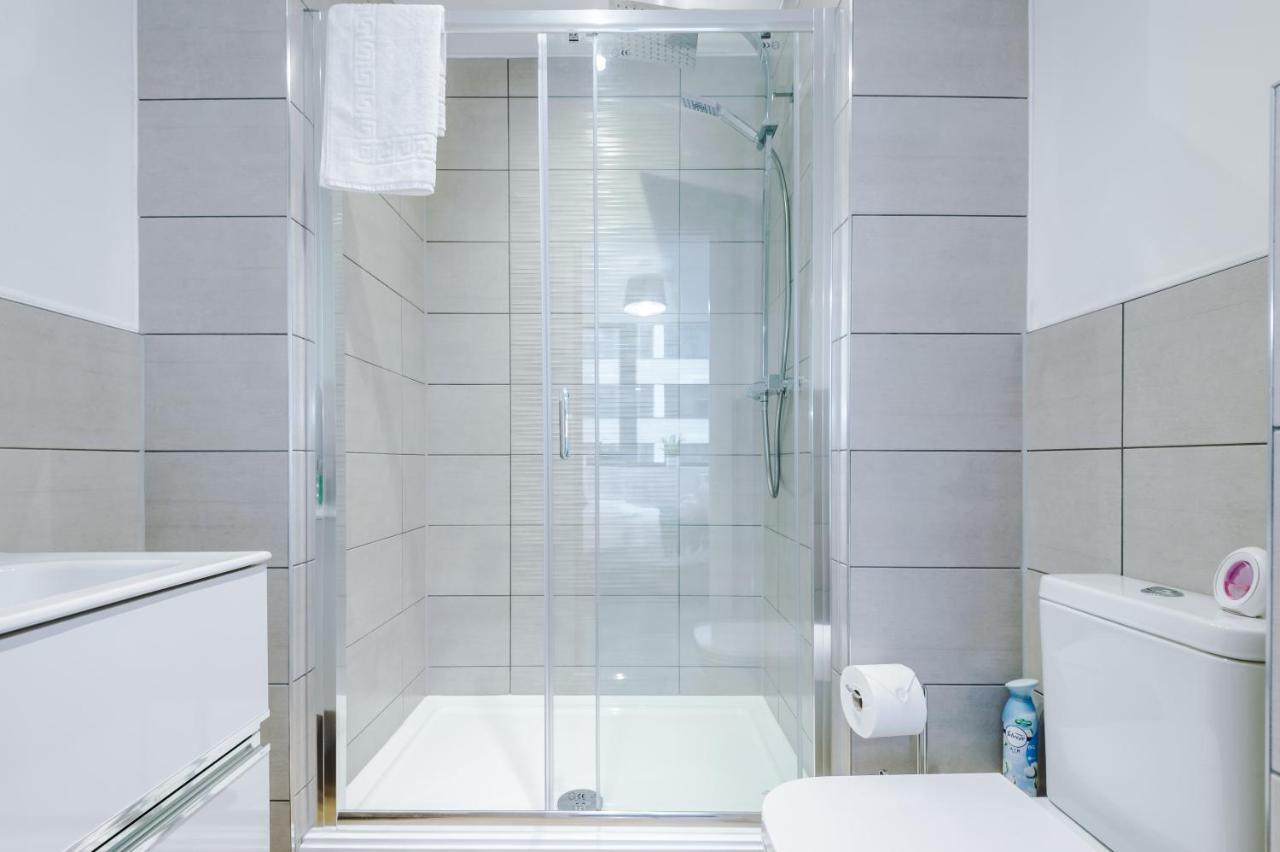 New! Stylish 2-Bed Apartment In Manchester By 53 Degrees Property - Amazing Location, Ideal For Small Groups - Sleeps 4! Екстериор снимка